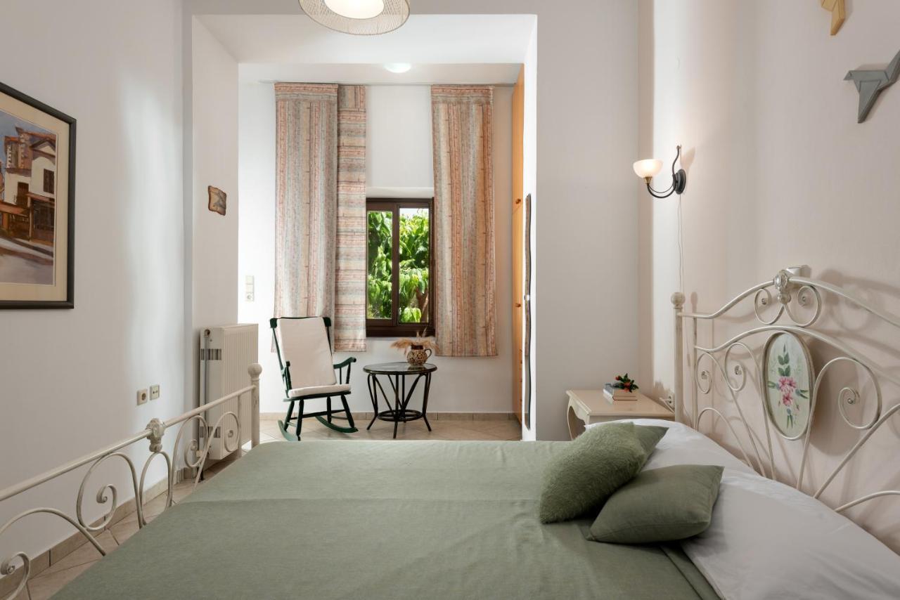Aura Traditional Apartment Prinés Екстериор снимка